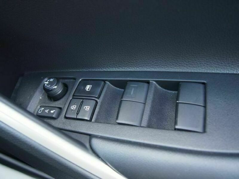 COROLLA CROSS