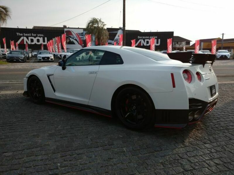 GT-R
