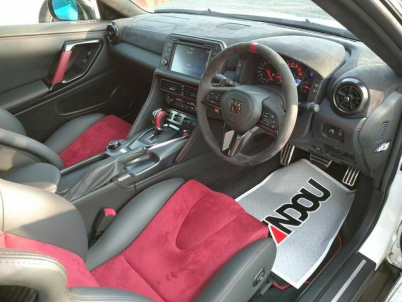 GT-R
