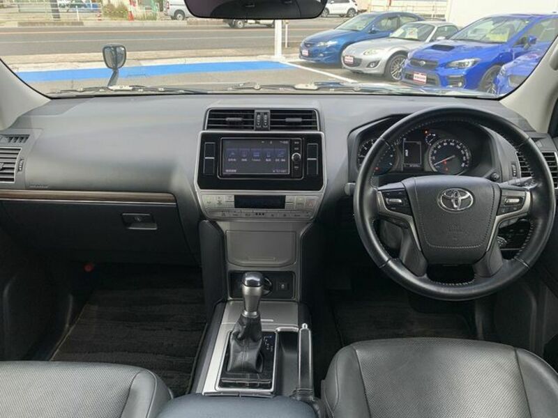 LAND CRUISER PRADO-2