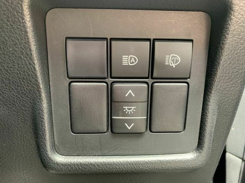 LAND CRUISER PRADO-6