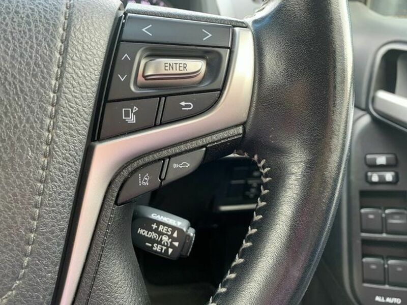LAND CRUISER PRADO-9