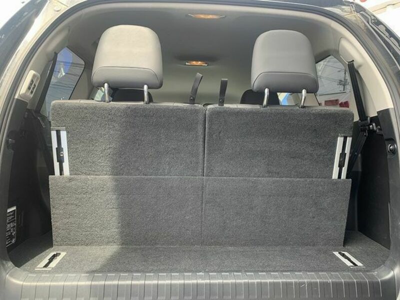 LAND CRUISER PRADO-19