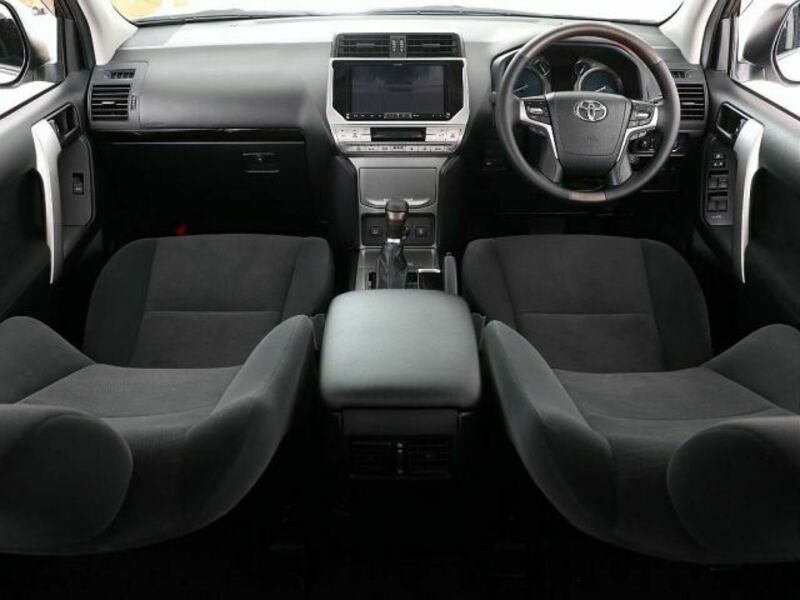 LAND CRUISER PRADO-1