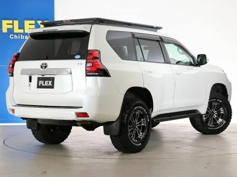 LAND CRUISER PRADO-3