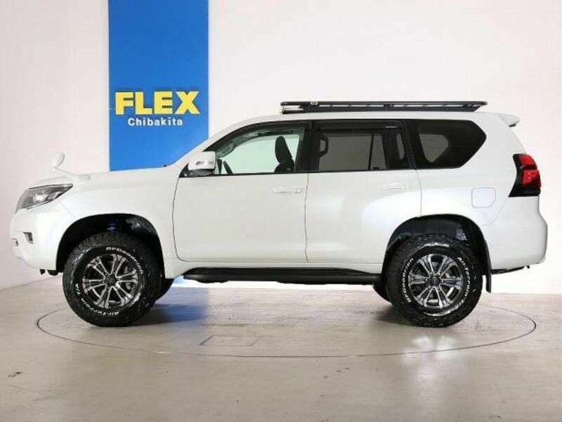 LAND CRUISER PRADO-9