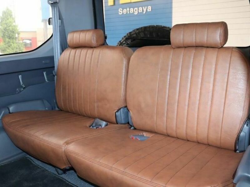 LAND CRUISER PRADO-7