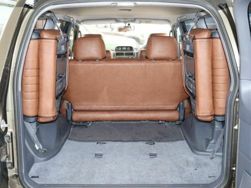 LAND CRUISER PRADO-9