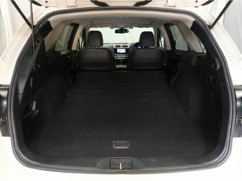 LEGACY OUTBACK