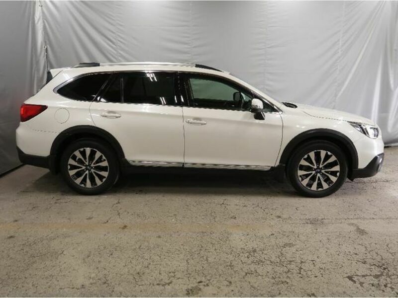 LEGACY OUTBACK