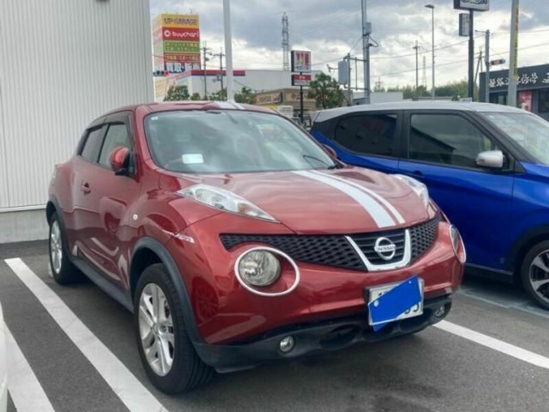 NISSAN JUKE
