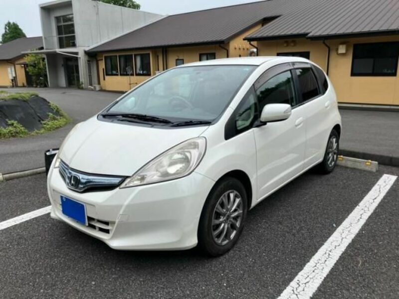 FIT HYBRID-1