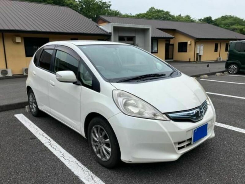 FIT HYBRID-2