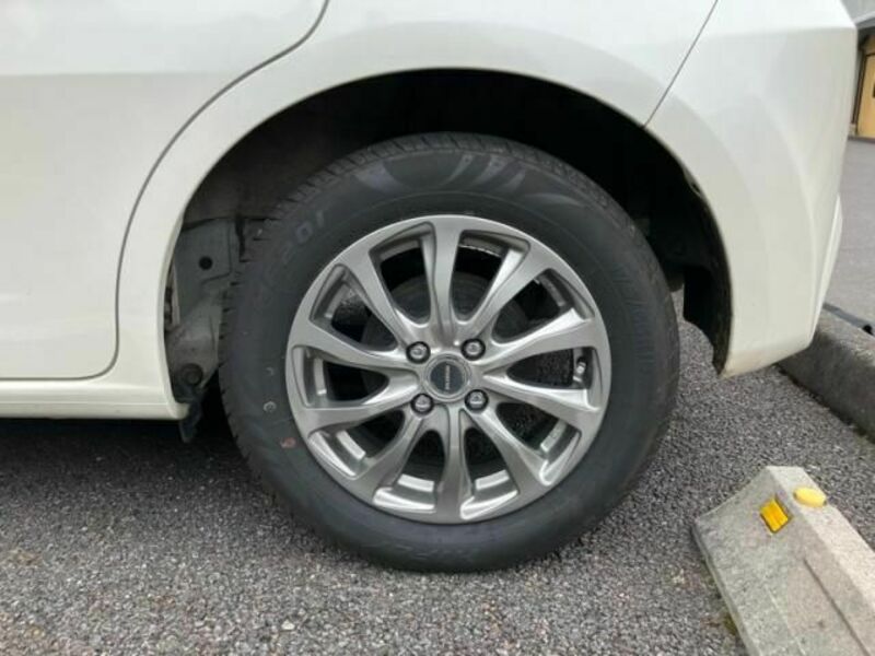 FIT HYBRID-9