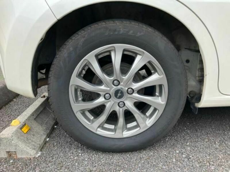 FIT HYBRID-11