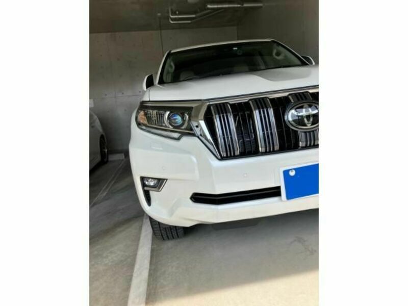 LAND CRUISER PRADO-1