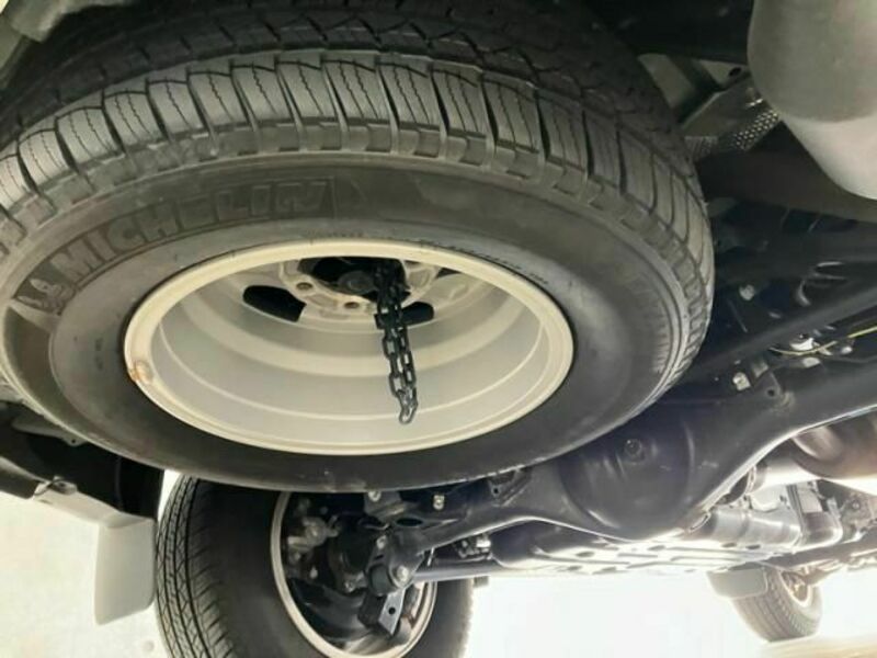 LAND CRUISER PRADO-21