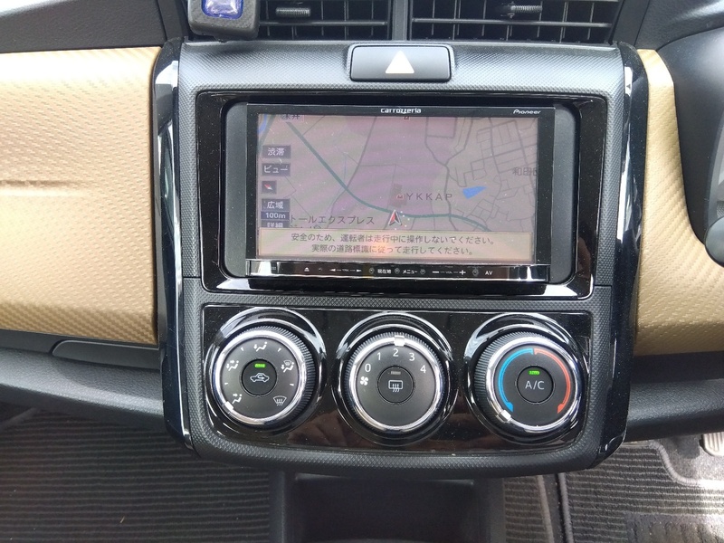 COROLLA AXIO