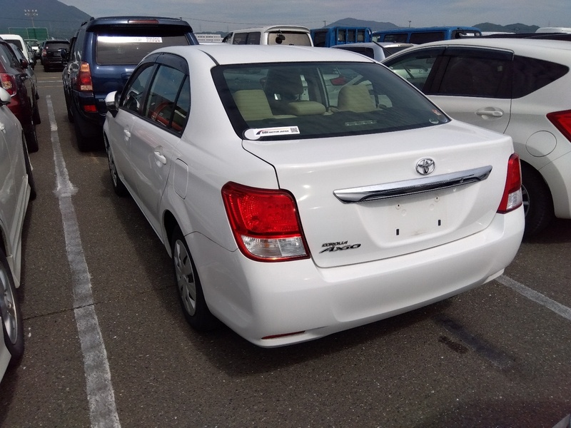 COROLLA AXIO