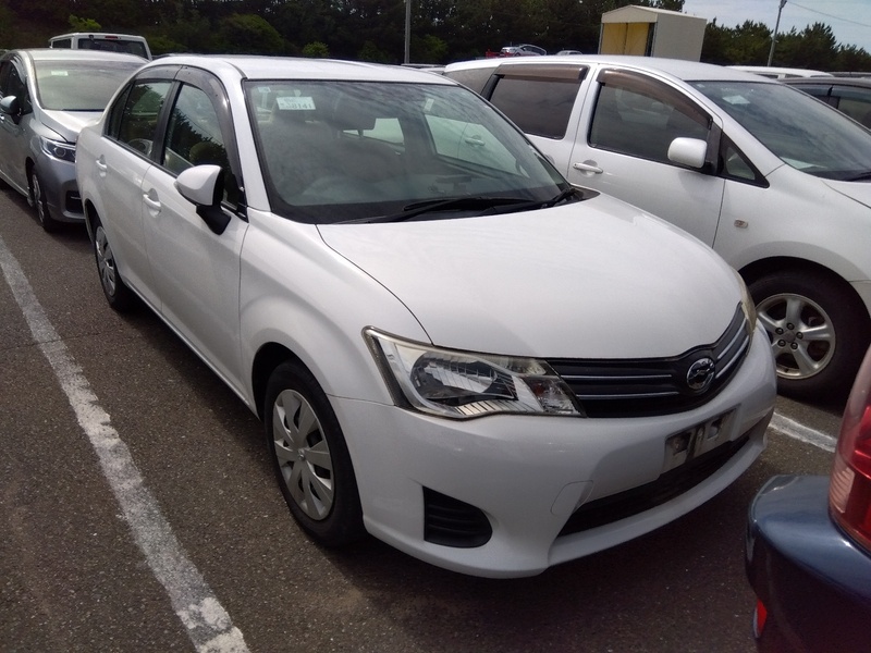 COROLLA AXIO