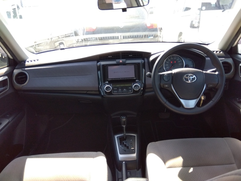 COROLLA AXIO