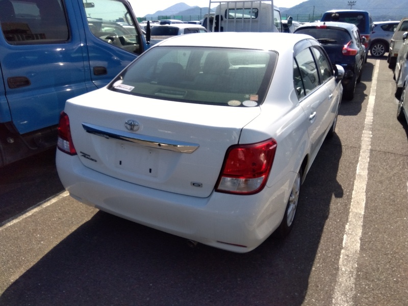 COROLLA AXIO