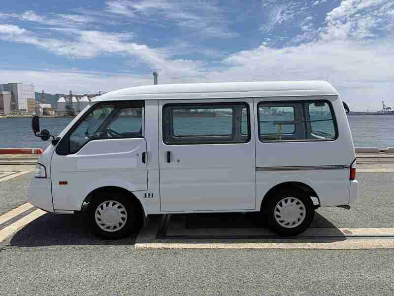 BONGO VAN