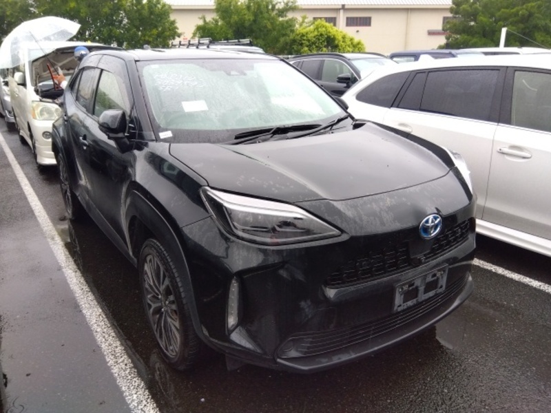 YARIS CROSS