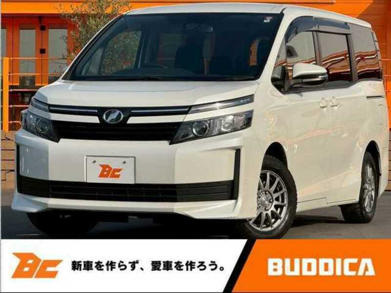 TOYOTA　VOXY