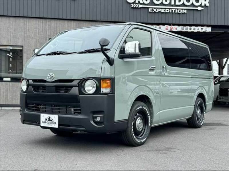 HIACE VAN-11