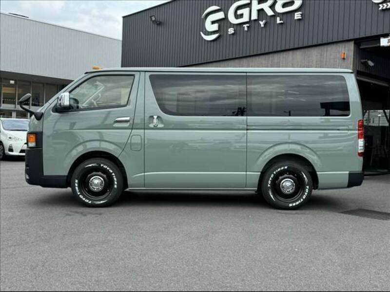 HIACE VAN-13