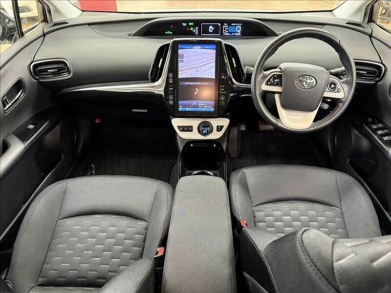 PRIUS PHV