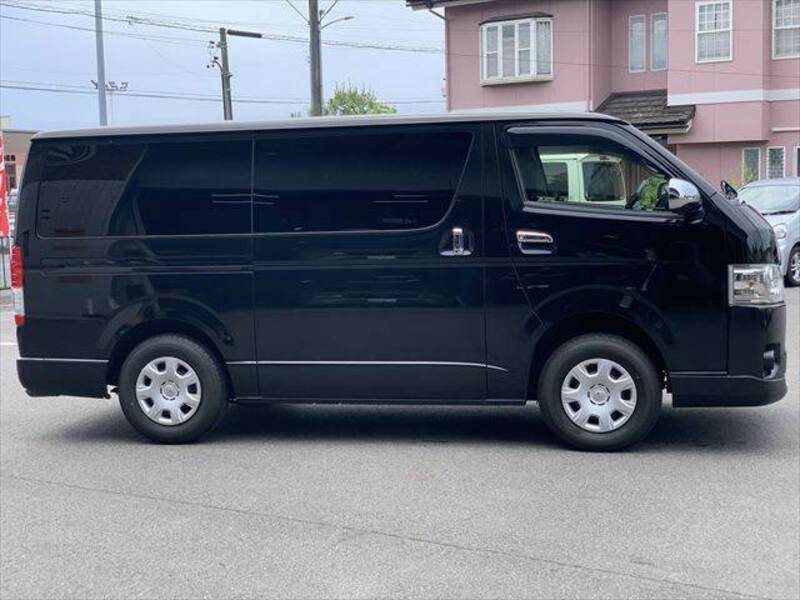 HIACE VAN-16