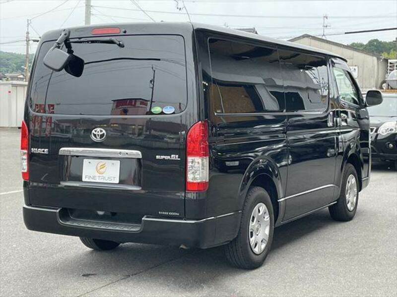 HIACE VAN-18