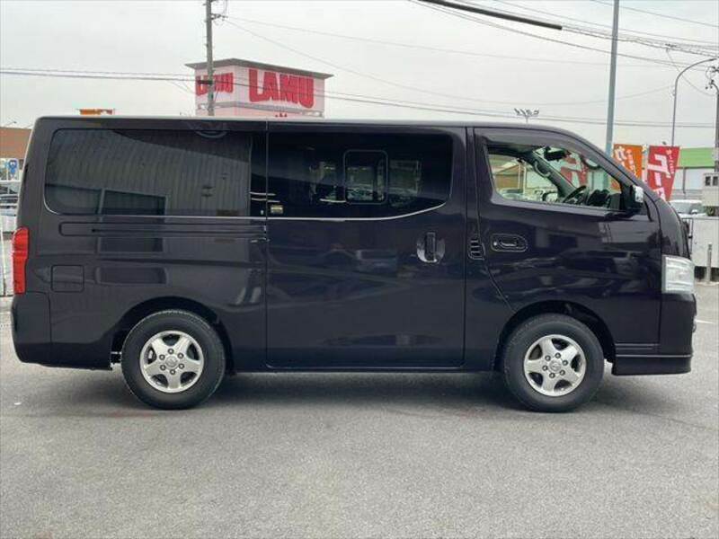 NV350 CARAVAN-13