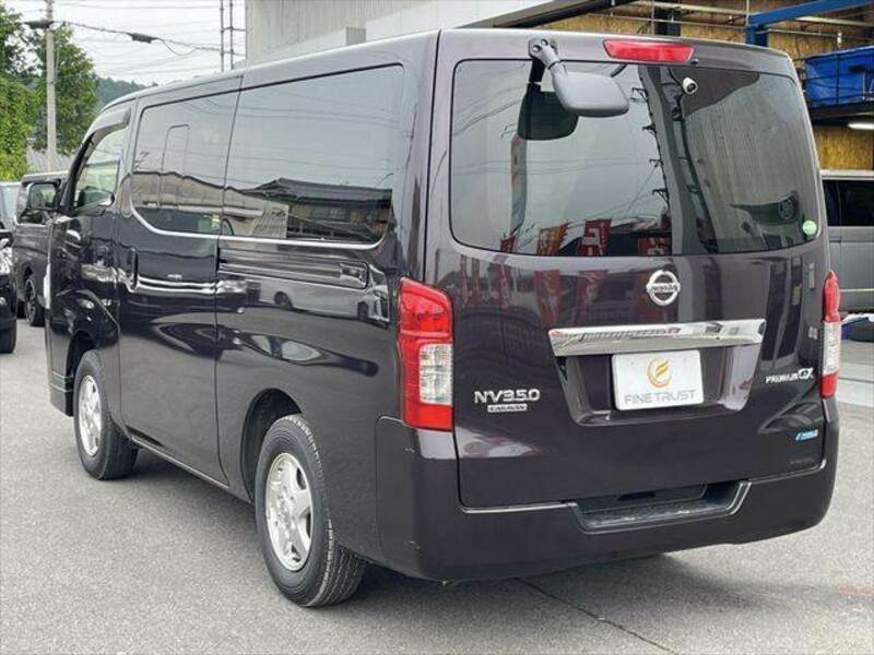 NV350 CARAVAN-16