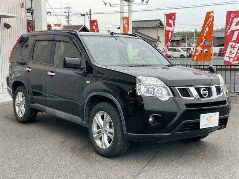 X-TRAIL