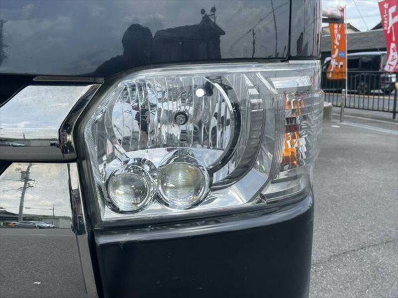 HIACE VAN-14