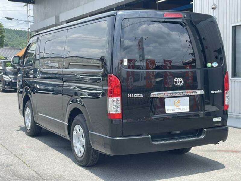 HIACE VAN