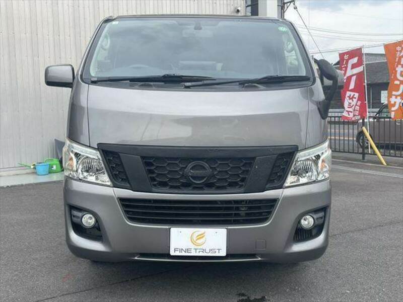 NV350 CARAVAN-14