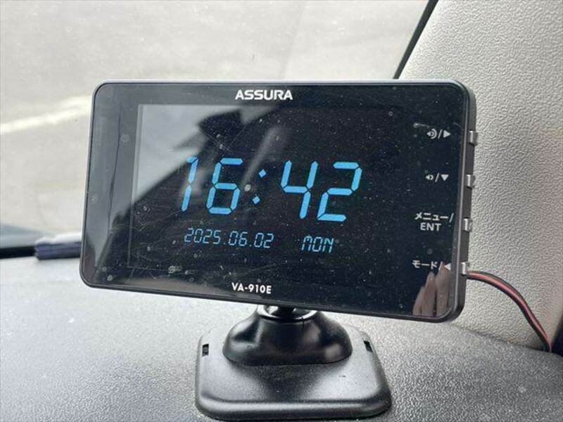 HIACE VAN-7