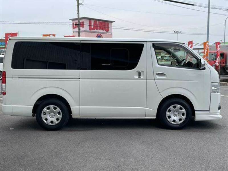 HIACE VAN-17