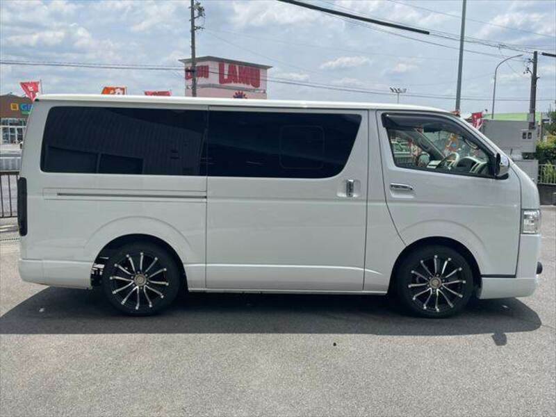 HIACE VAN