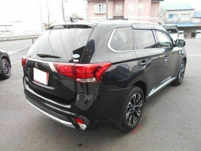 OUTLANDER PHEV