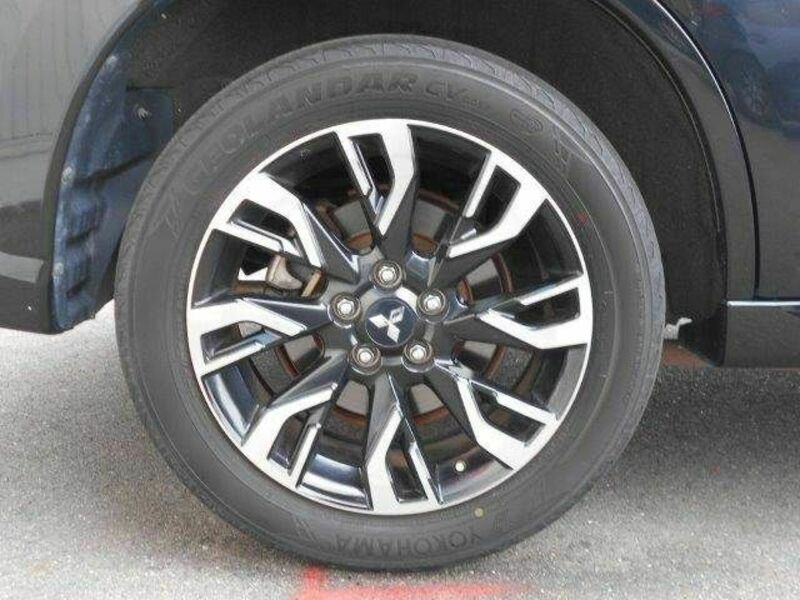 OUTLANDER PHEV