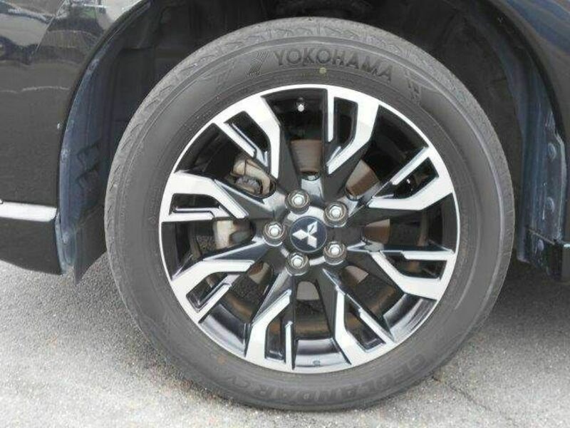 OUTLANDER PHEV