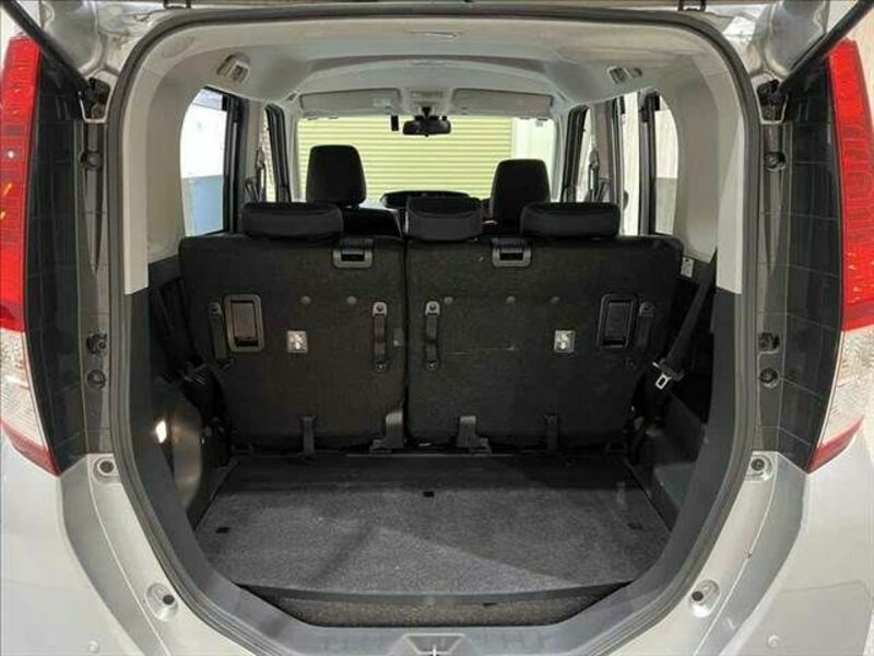 ROOMY