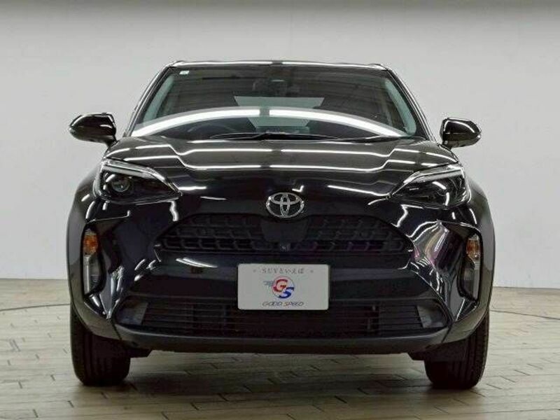 YARIS CROSS