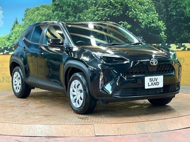 YARIS CROSS
