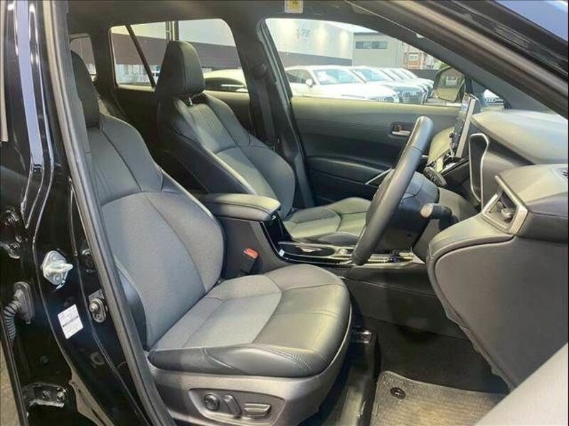 COROLLA CROSS